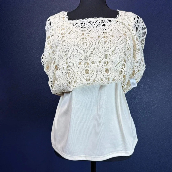 Christopher & Banks Ivory Cream Colored Lined Crochet Top, Petite Medium - Picture 8 of 10